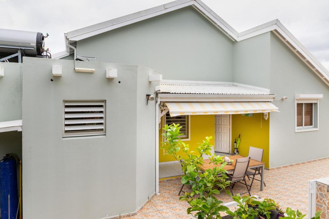Villa L'Artist en bord de mer avec piscine privée Sainte-Rose Exterior foto